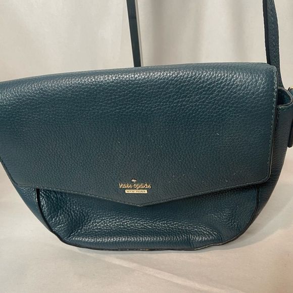 kate spade Handbags - Kate spade cross body bag